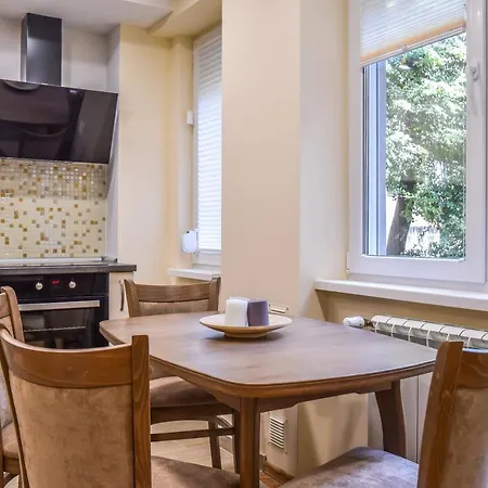 Apartment • Kanso Japan • 2-bdr Flat With Balcony Sofia